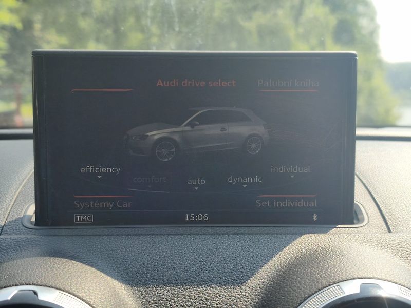 Audi A3 (2015) - fotka 15 z 32
