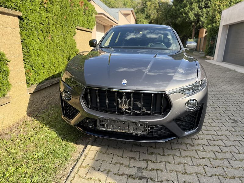 Maserati Levante (2023) 430PS- MODENA-S-TOP-SKLADEM- - fotka 6 z 27