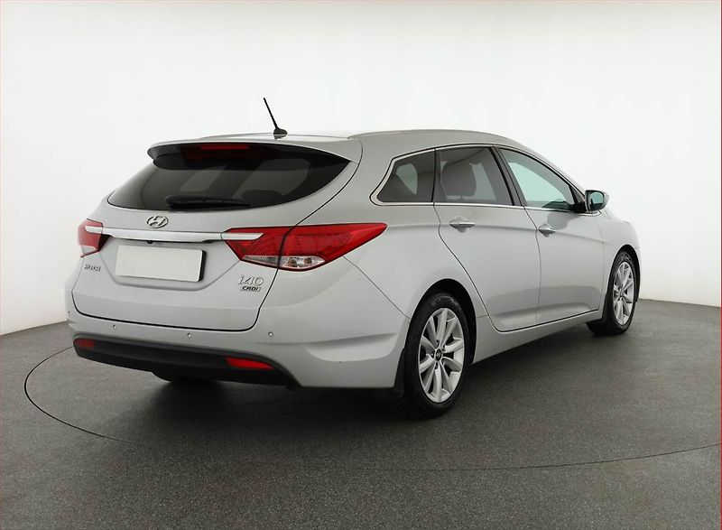 Hyundai i40 (2014) 1.7 CRDi, Automat, Serv.kniha - fotka 5 z 14
