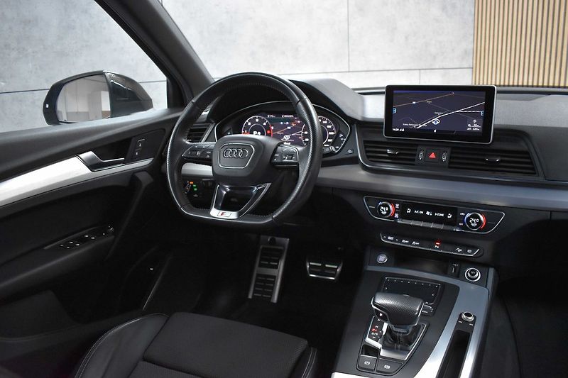 Audi Q5 40 TDI S-LINE* REZERVACE - fotka 8 z 38