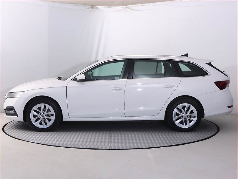 Škoda Octavia (2022) Style 2.0 TDI, Automat - fotka 3 z 21