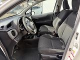 Toyota Yaris 1,0 AZ Power - náhled 8
