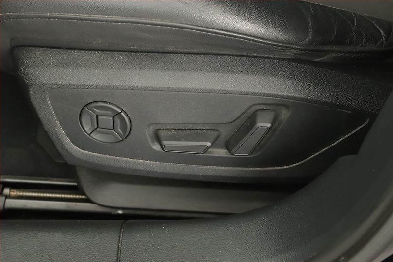 Audi A6 (2020) 50 TDI - fotka 17 z 19