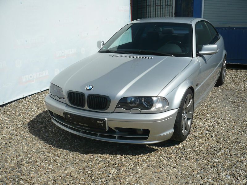 BMW Řada 3 E46 328i 142Kw Klima - fotka 7 z 34