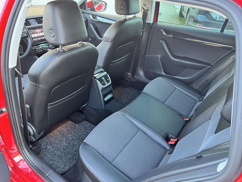 Škoda Octavia 2.0TDI 110KW,DSG,NAVI,TZ,KůŽE - fotka 14 z 45