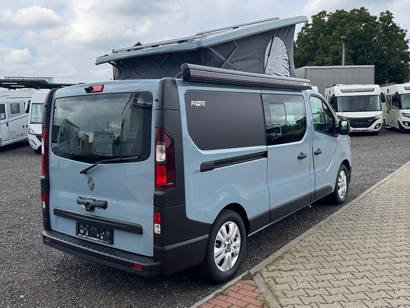 Pilote (2026) CV545BC *FULL*TOP* - fotka 8 z 38