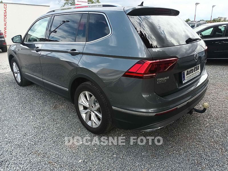 Volkswagen Tiguan Allspace (2018) 2.0TSi 4x4, 7míst, 1.maj,ČR - fotka 2 z 3