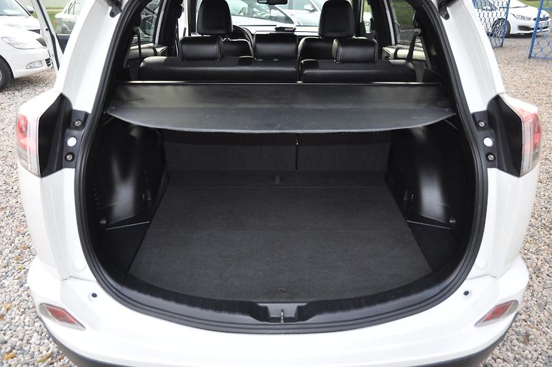 Toyota RAV4 2.0VVTi 112kW 4x4 Automat - fotka 9 z 22