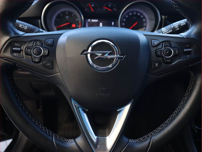 Opel Astra (2015) 1.4 T, Serv.kniha, Navi - fotka 20 z 20