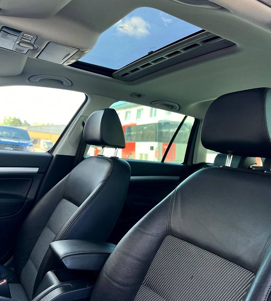 Škoda Octavia (2013) FL COMBI 2.0 TDI DSG 103 KW  - fotka 15 z 36