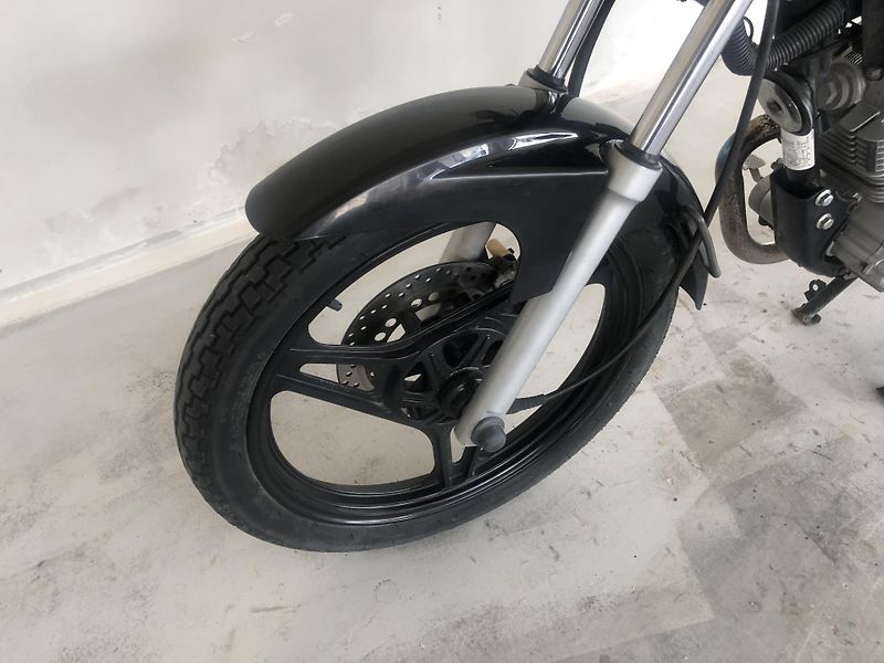 Yamaha YBR 125 - fotka 8 z 15