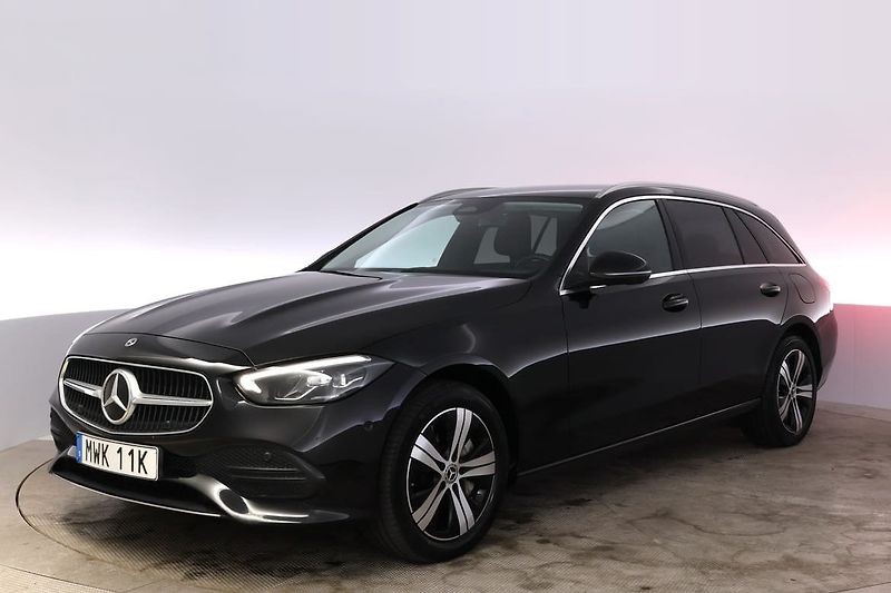 Mercedes-Benz Třídy C 300e Avantgarde Kamera Tažné - fotka 1 z 30