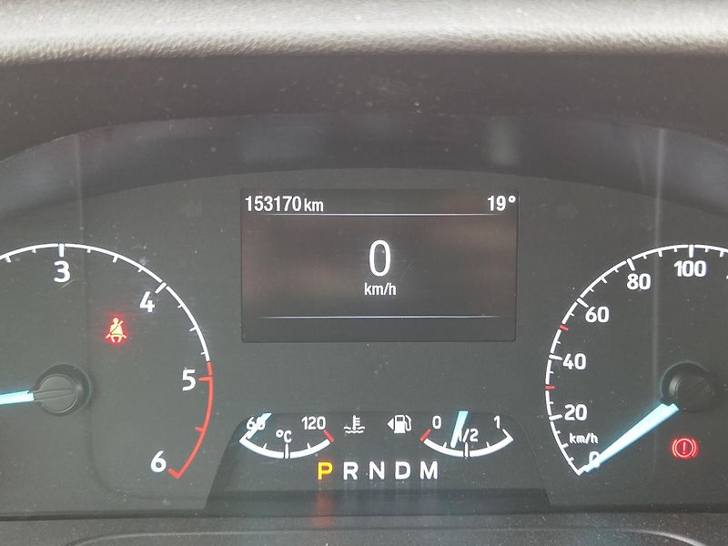 Ford Tourneo Custom 2,0TDC-i AUTOMAT SPLÁTKY VŠEM! - fotka 11 z 11