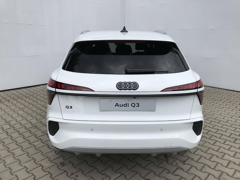 Audi Q3 7STT  1,5 TFSI - fotka 7 z 24