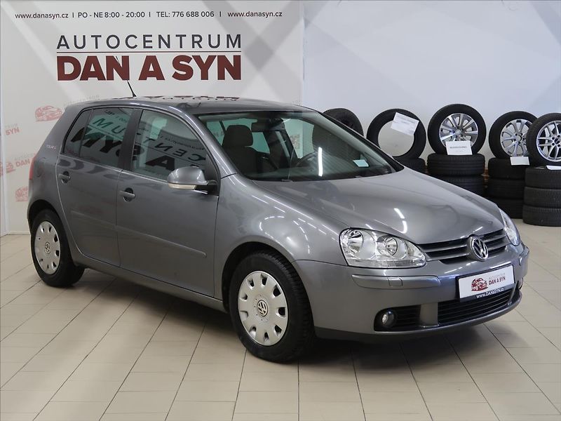 Volkswagen Golf 1,4 i Tour JEN 83500 KM! - fotka 3 z 33