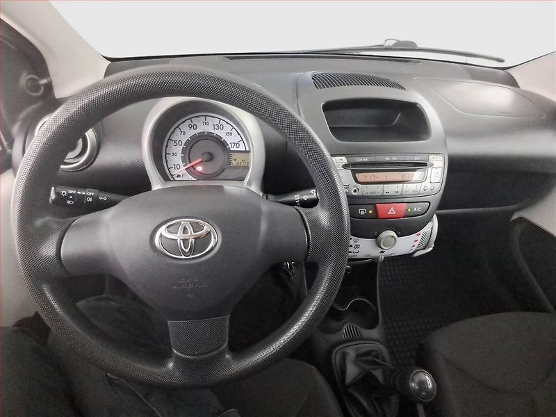 Toyota Aygo (2012) 1.0 VVT-i - fotka 7 z 14