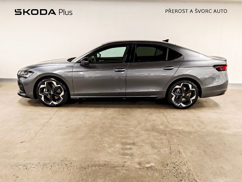 Škoda Superb (2026) 2.0 TSI 195 kW DSG 4x4 Sportli - fotka 3 z 31