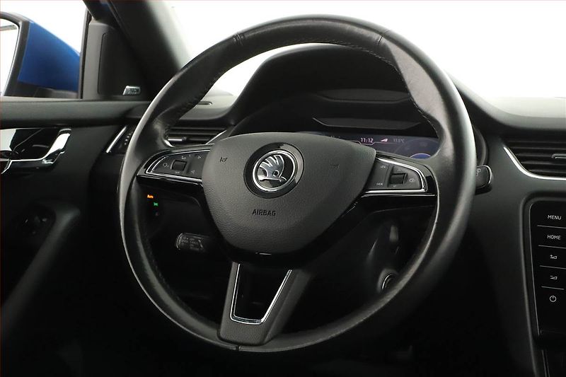 Škoda Octavia (2019) Laurin&Klement 2.0 TSI, 4X4 - fotka 14 z 18
