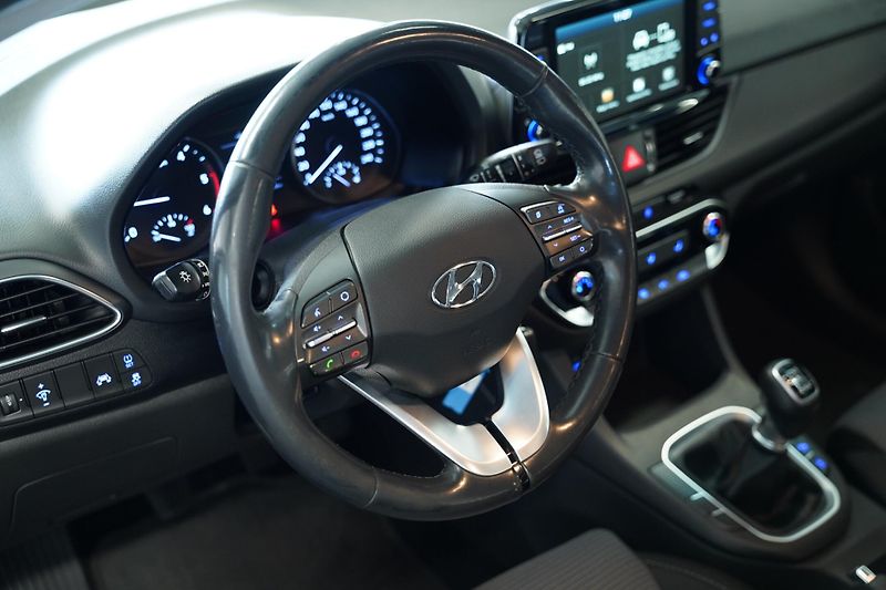 Hyundai i30 - fotka 11 z 23