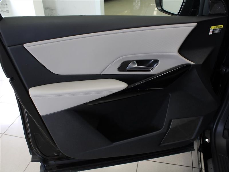 DS Automobiles DS7 Crossback 1,6 PHEV 360 4x4 Perf.Pano. ČR - fotka 13 z 16