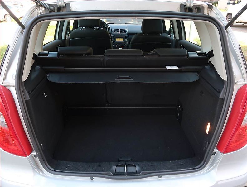 Mercedes-Benz Třídy A (2011) A 160, po STK, oblíbený vůz - fotka 13 z 16