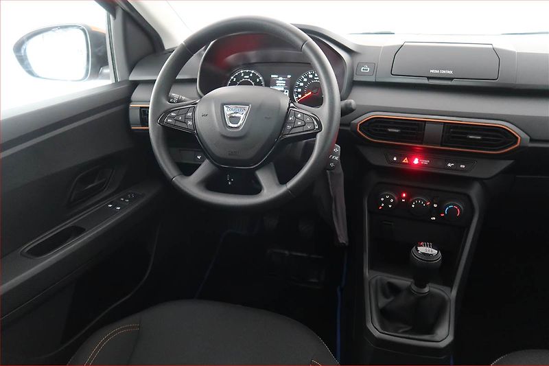 Dacia Sandero (2021) 1.0 TCe, ČR,1.maj, Serv.kniha - fotka 7 z 15