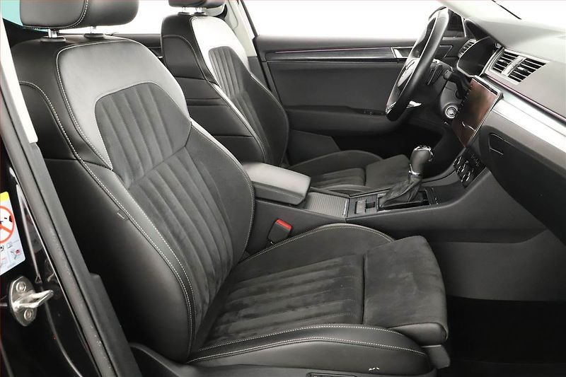 Škoda Superb (2021) 2.0 TSI, 4X4, Automat, Kůže - fotka 7 z 20