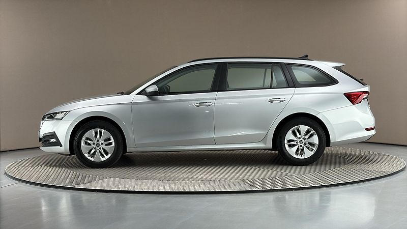 Škoda Octavia 2.0 TDI Ambition Combi - fotka 4 z 23