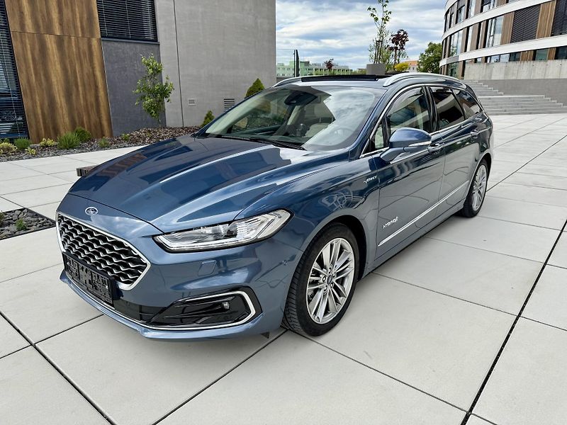 Ford Mondeo 2.0 Hybrid ecvT Aut Vignale P - fotka 10 z 37