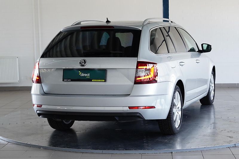 Škoda Octavia - fotka 2 z 26