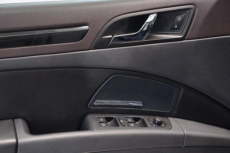 Škoda Superb - fotka 12 z 29