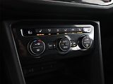 Volkswagen Tiguan (2017) R-Line 2.0 TDI, 4X4, Automat - náhled 14