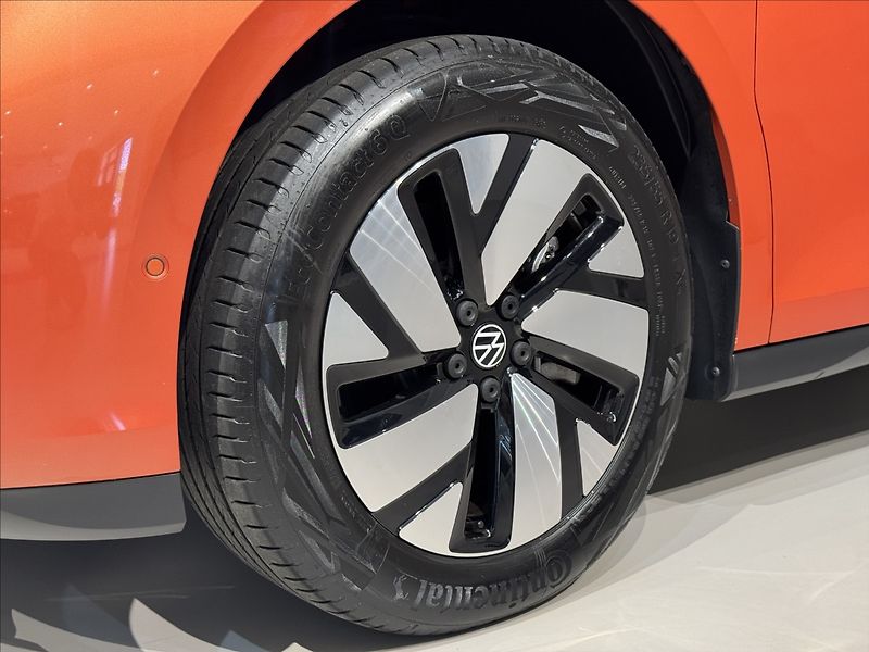 Volkswagen ID.Buzz Pro 150kW IQ Light Assist - fotka 5 z 50