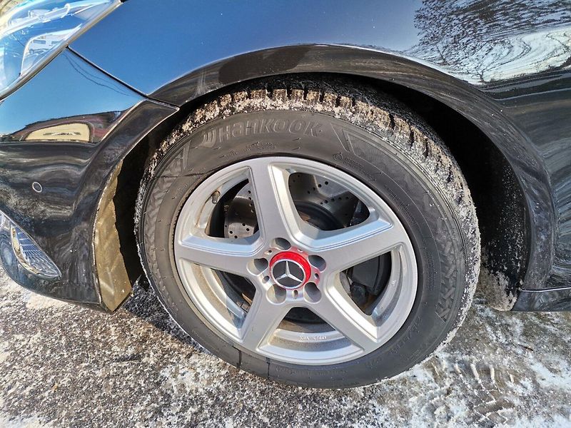 Mercedes-Benz Třídy E (2013) 2.0i Turbo 155kw 250 Sport LED - fotka 24 z 28