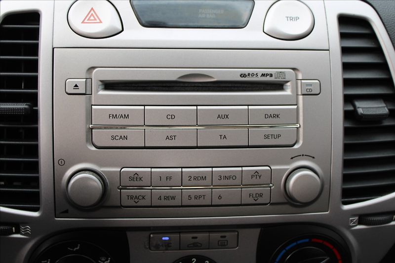 Hyundai i20 1,2 i  NOVÉ V ČR,KLIMATIZACE - fotka 11 z 20