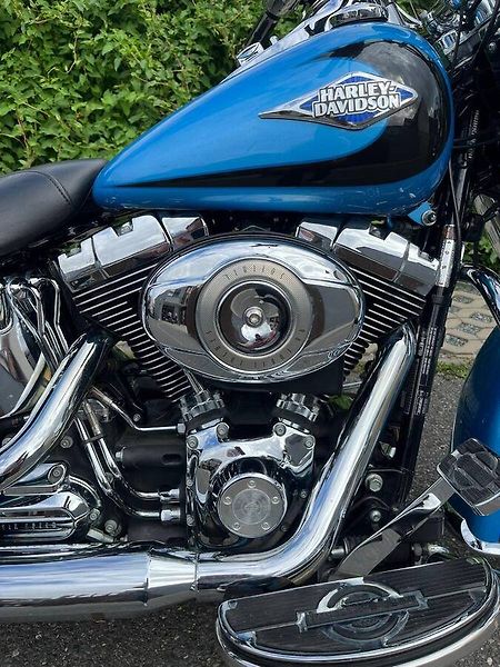 Harley-Davidson FLSTC Heritage Softail Classic (2011) - fotka 10 z 16