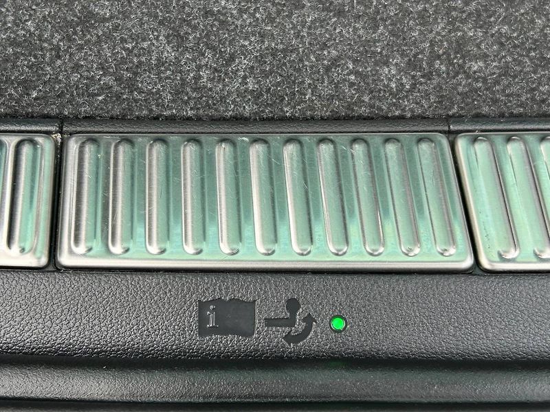 Škoda Superb (2023) 2.0 TDI 110kW Tažné Panorama - fotka 31 z 35