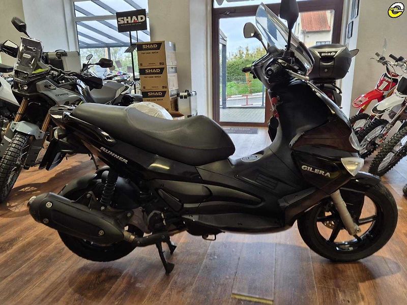 Gilera Runner VXR 200 (2008) - fotka 7 z 20