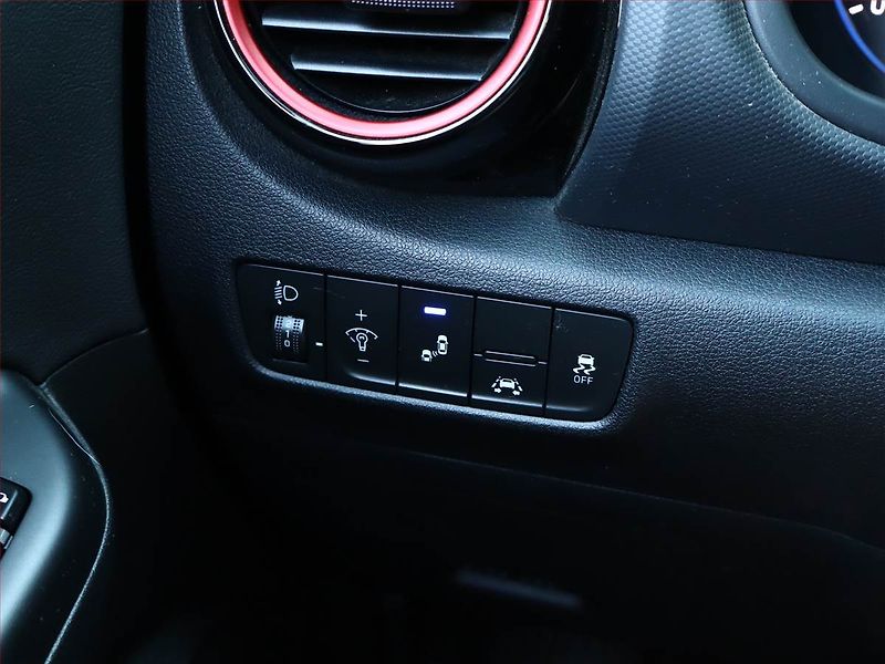 Hyundai Kona (2018) 1.0 T-GDI, Kůže, Tempomat - fotka 18 z 19