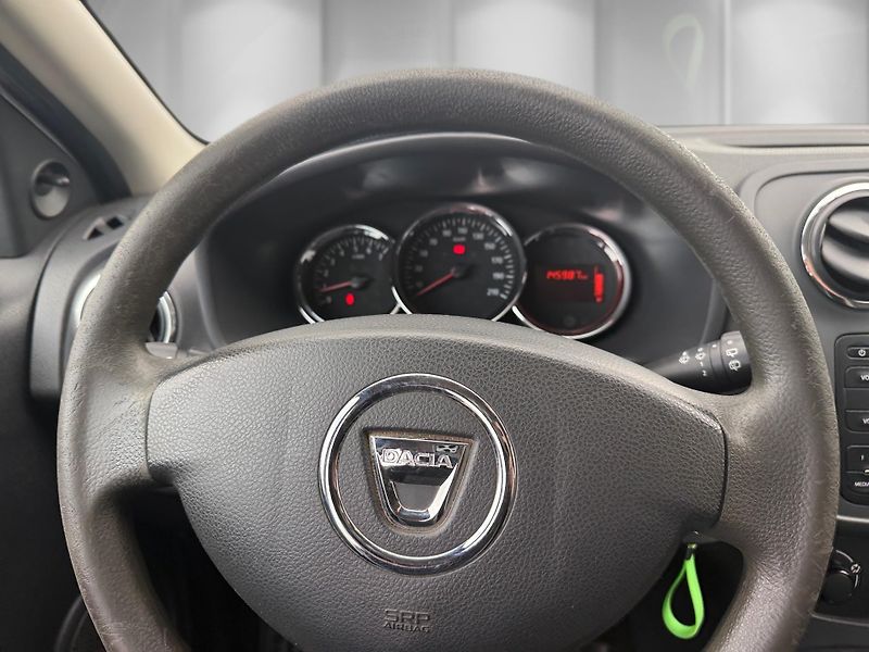 Dacia Logan (2016) 1,2i 54 kW Ambiente 1. maj. - fotka 16 z 24