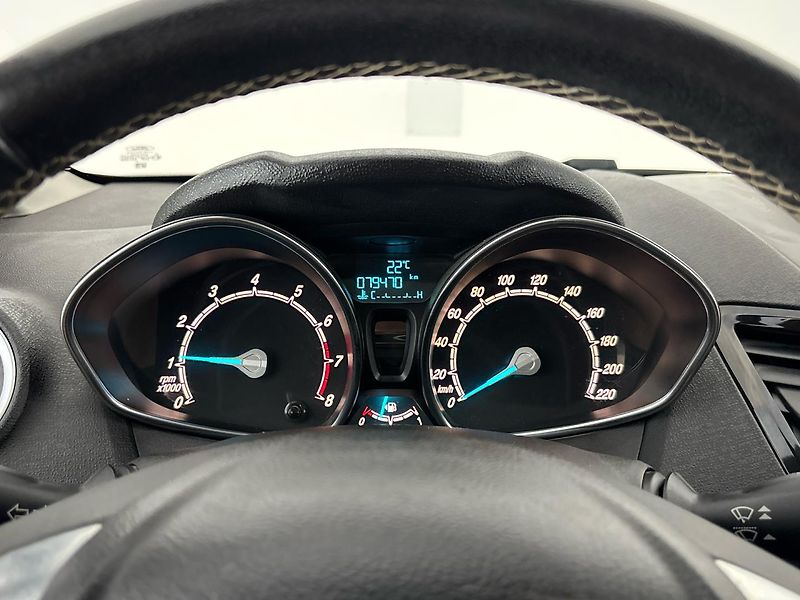 Ford Fiesta Hatchback - fotka 11 z 26