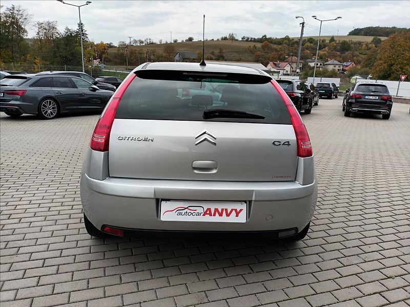 Citroën C4 1,4 i,65kw,ČR,1MAJ,KLIMA, - fotka 6 z 29
