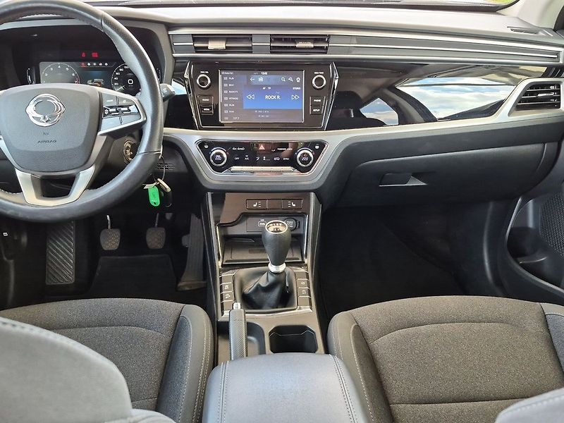 SsangYong Korando 1.5 Turbo e-XGI 120Kw LE Eco - fotka 9 z 25