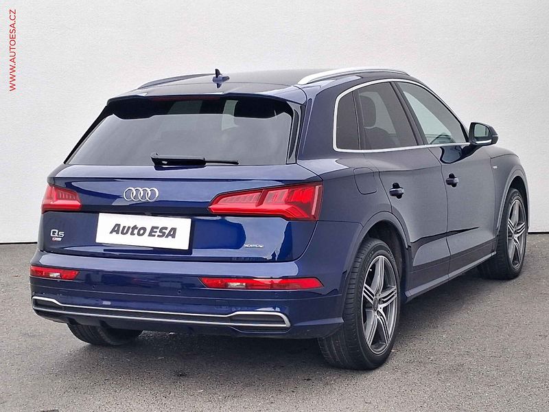 Audi Q5 (2018) 2.0 TFSi quattro, S-line, AT - fotka 4 z 21