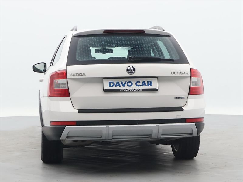 Škoda Octavia 2,0 TDI 135kW 4x4 DSG CZ Scout - fotka 6 z 28