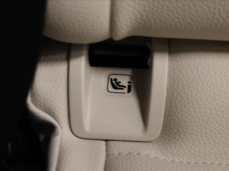Mercedes-Benz Třídy B 2,0 220 140KW 1.maj, CZ, zánov - fotka 31 z 33