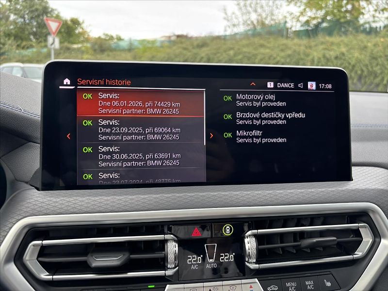 BMW X3 3,0 M40d 250kW WEBASTO PANORAM - fotka 26 z 49