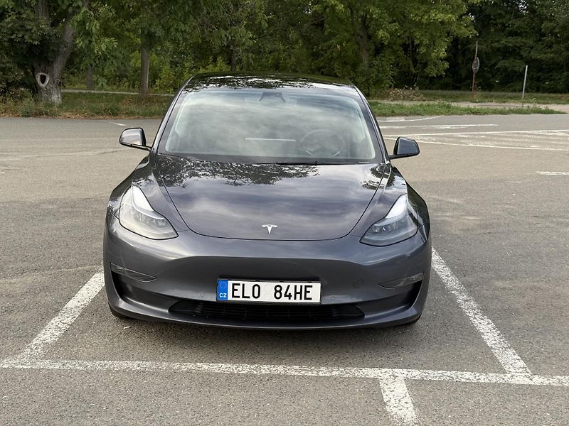 Tesla Model 3 (2022) LR, 93 %, tažné, Ryzen, Matrix - fotka 2 z 30