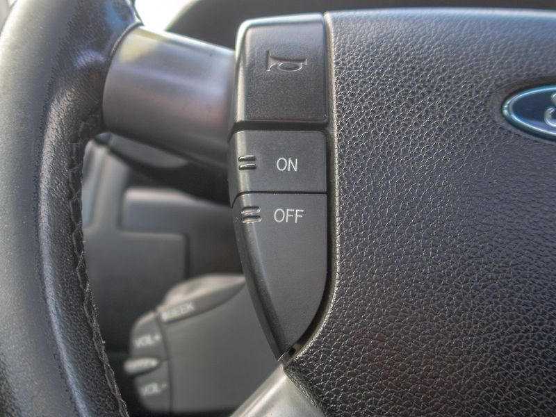 Ford Mondeo (2005) 2.2D 114KW – TITANIUM PLUS - fotka 15 z 47