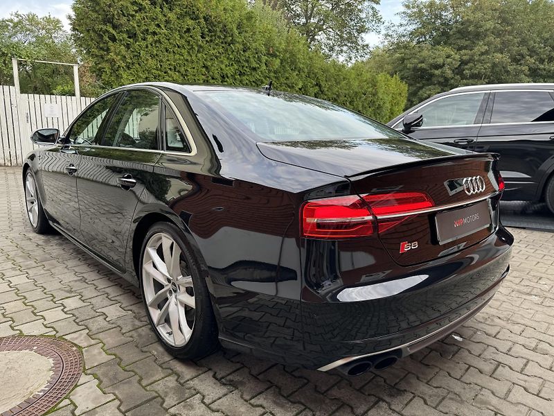 Audi S8 S8+ 445 KW-KERAMIKY-LED-R21 - fotka 4 z 48
